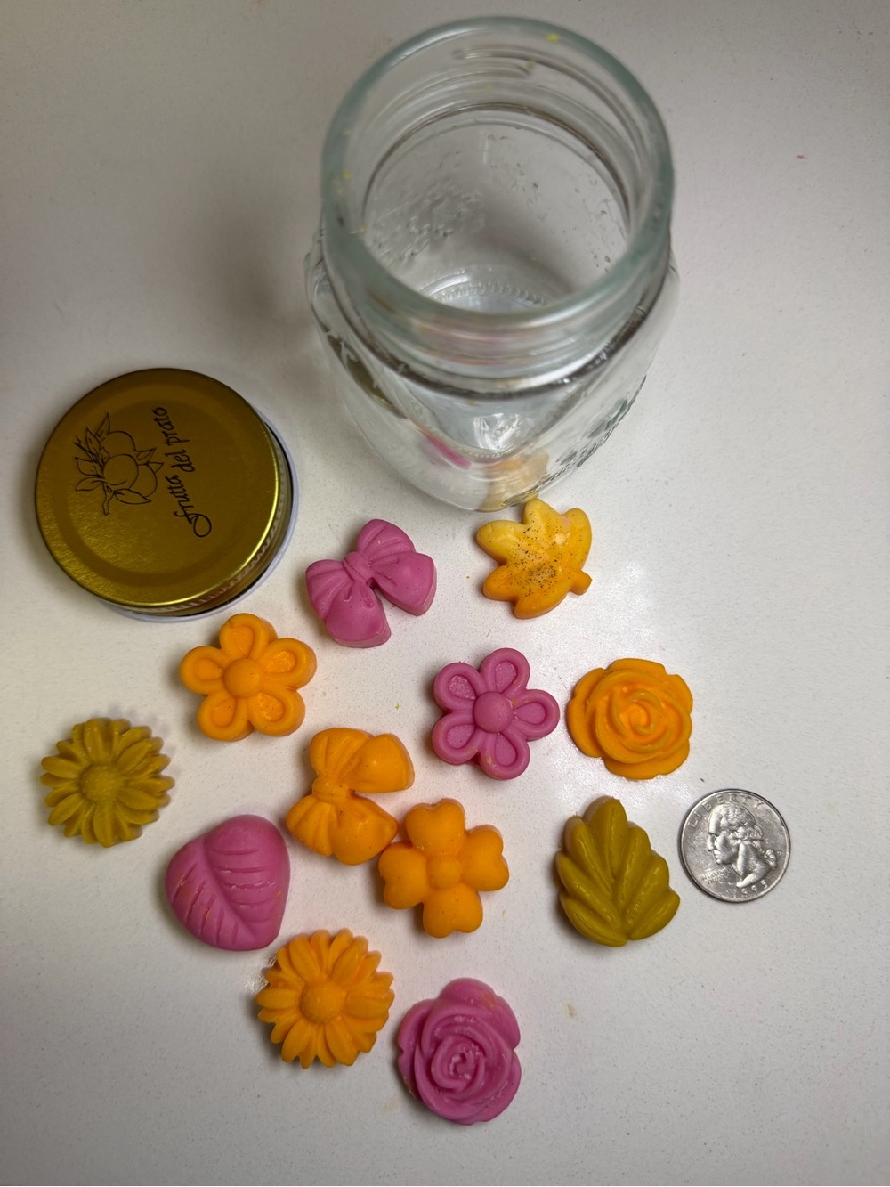 4.99 Shipping: Fall Spice Wax Melts Lidded Jar - Picture 2 of 5